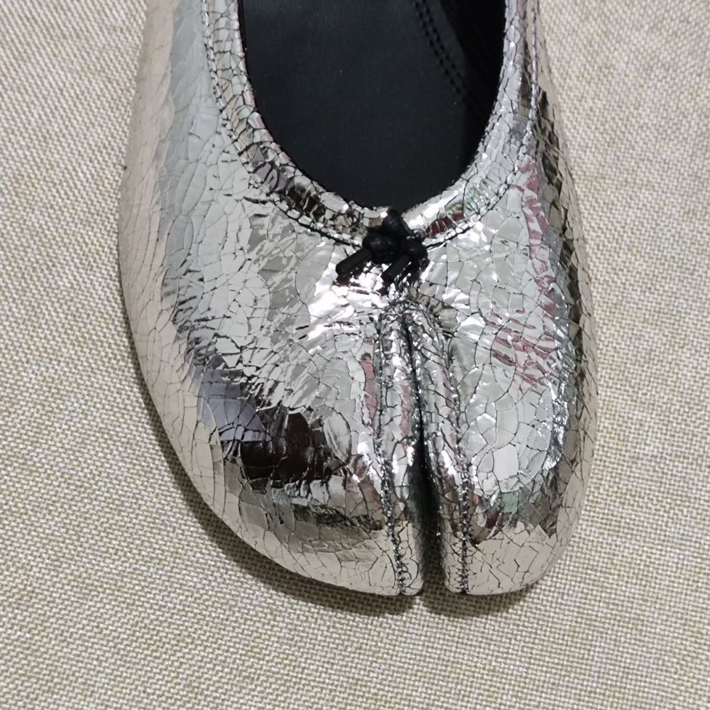 Maison Martin Margiela Silver Tabi Split-Toe Ballet Flats - Picture 6 of 8